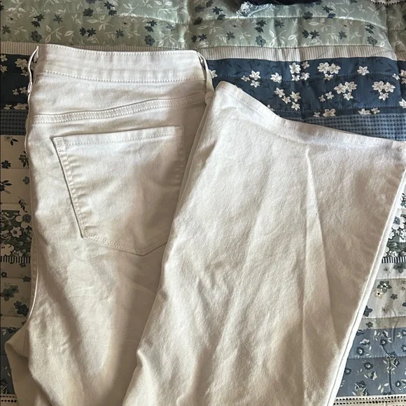 White Flares - Picture 4 of 4